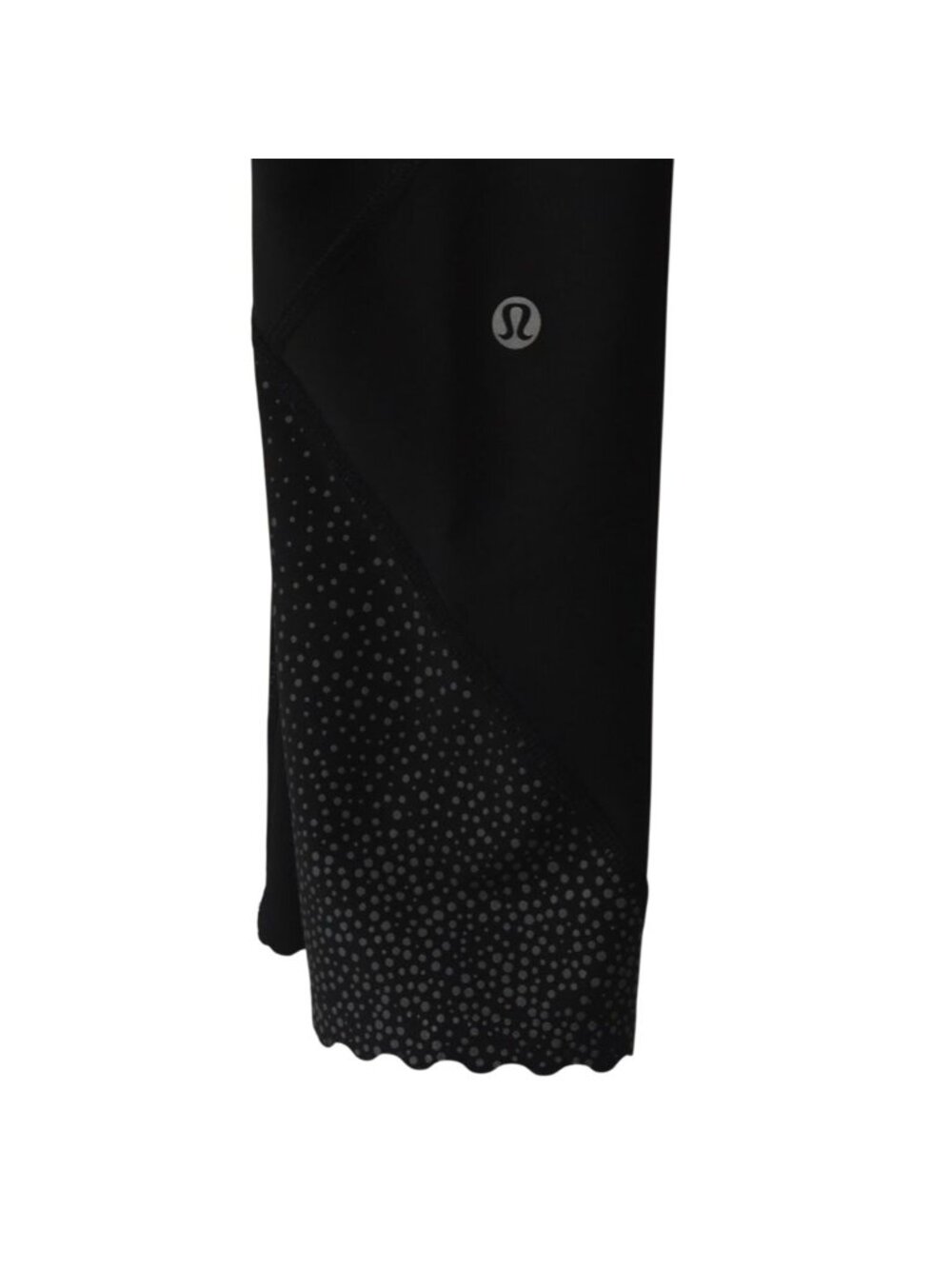 Lululemon Leggings Tight Stuff Tight II 25 Black Scalloped Hem Reflective Size 6 - Picture 2 of 7